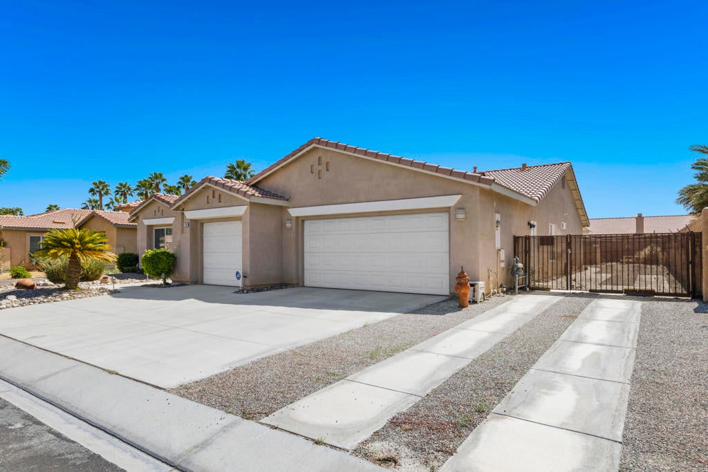 81349 Avenida Esmeralda, Indio