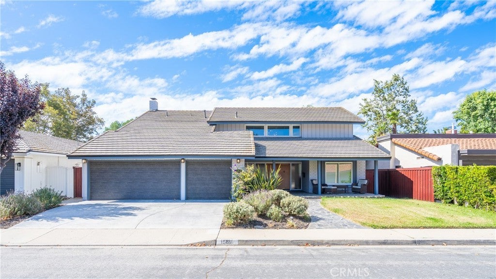 Photo of Listing #SR25222755