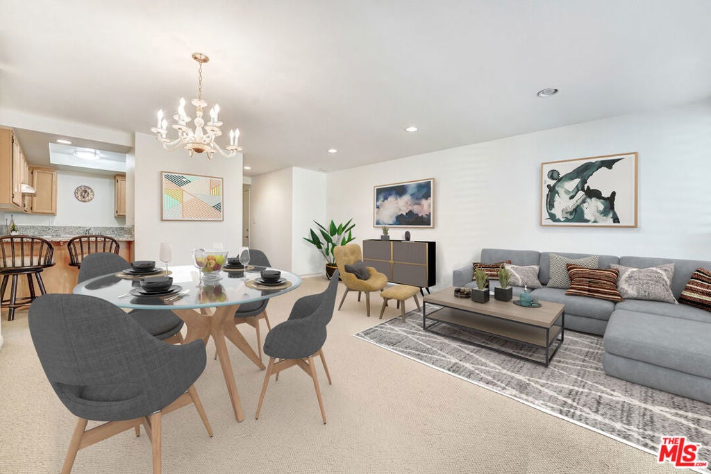 Photo of Listing #25599127