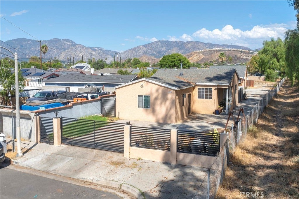 Photo of Listing #NP25228299