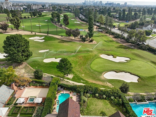 322 N June Street, Los Angeles