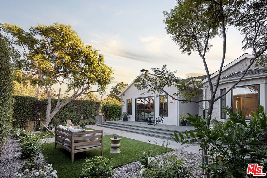 Photo of Listing #25598113