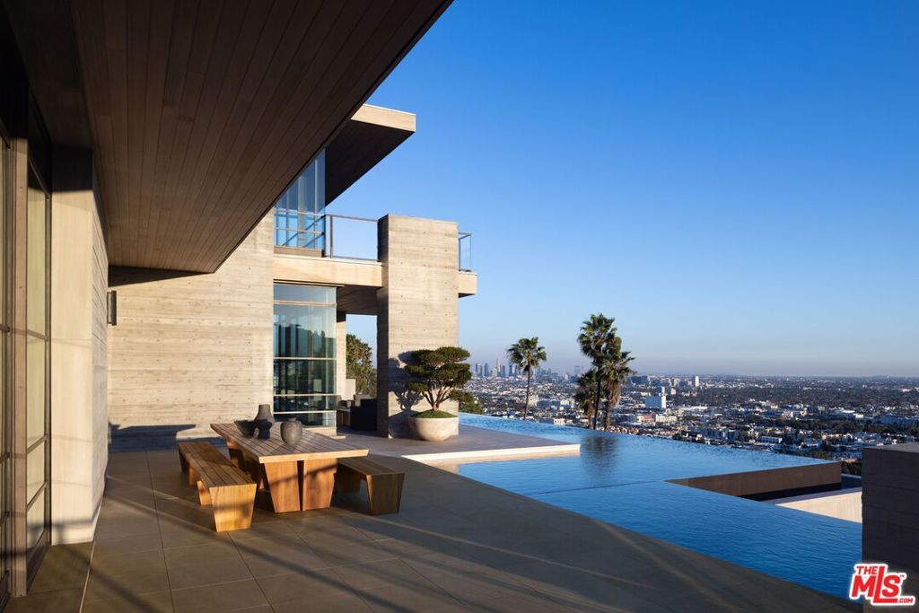 Photo of Listing #25595755