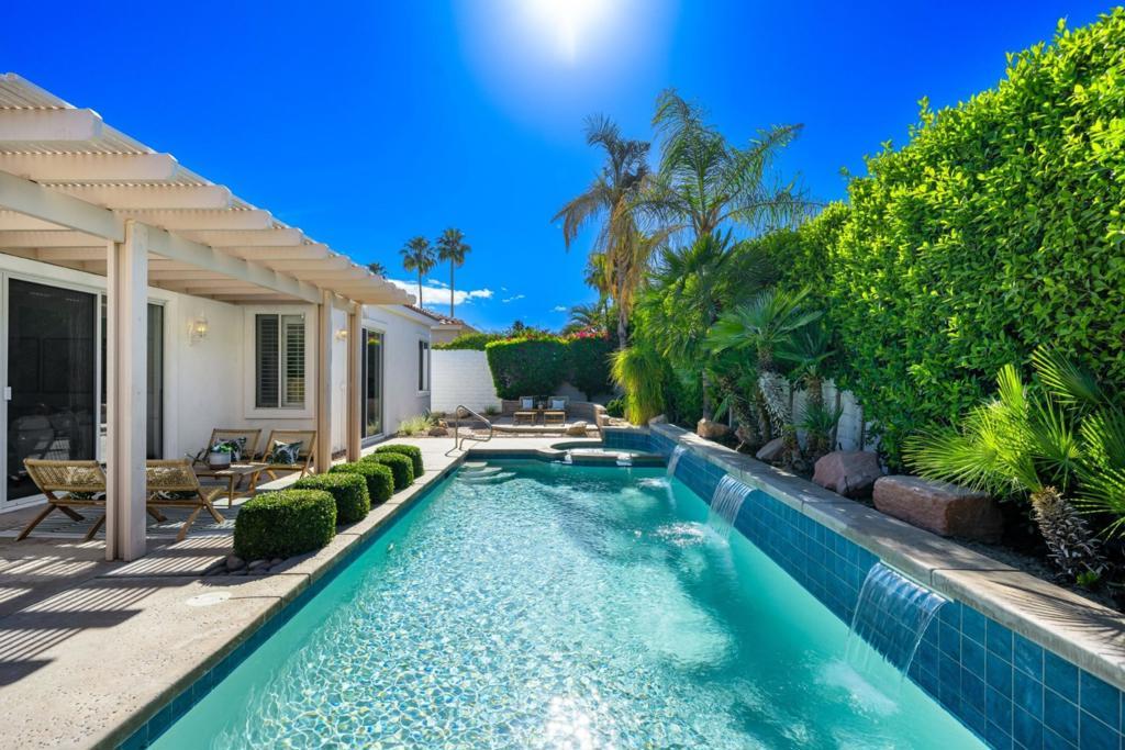 76936 Comanche Lane, Indian Wells