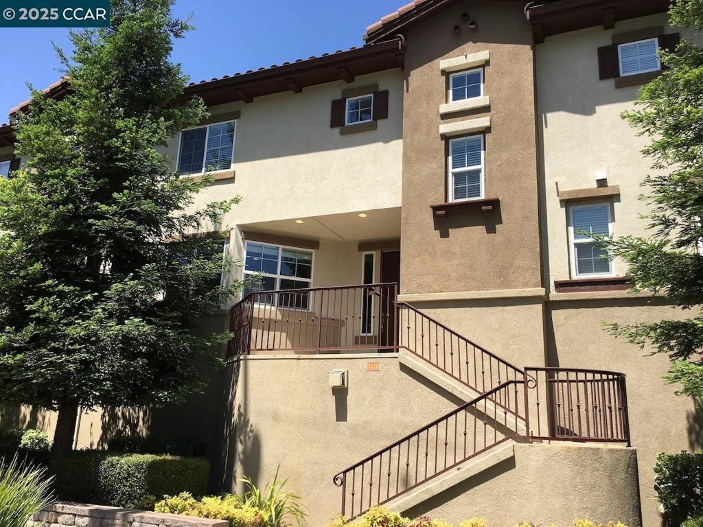 Photo of Listing #41113077