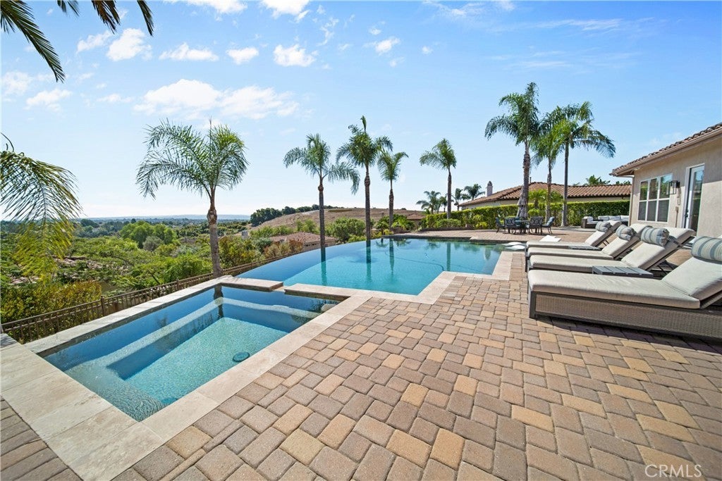 Photo of Listing #NP25226310