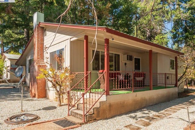 230 Lakeview Dr., Trinity Center
