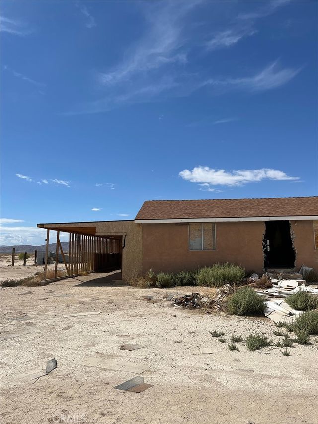 14588 Locust, Lucerne Valley