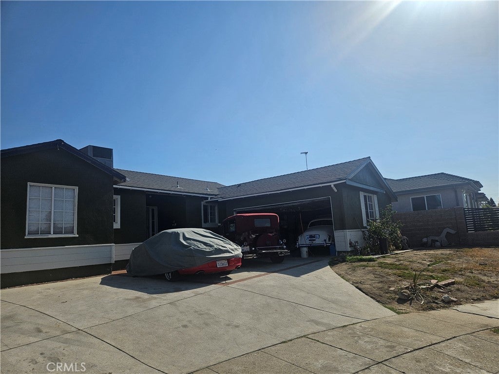 Photo of Listing #SR25228903