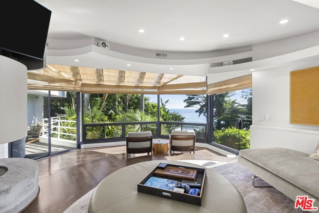 Photo of Listing #25599591