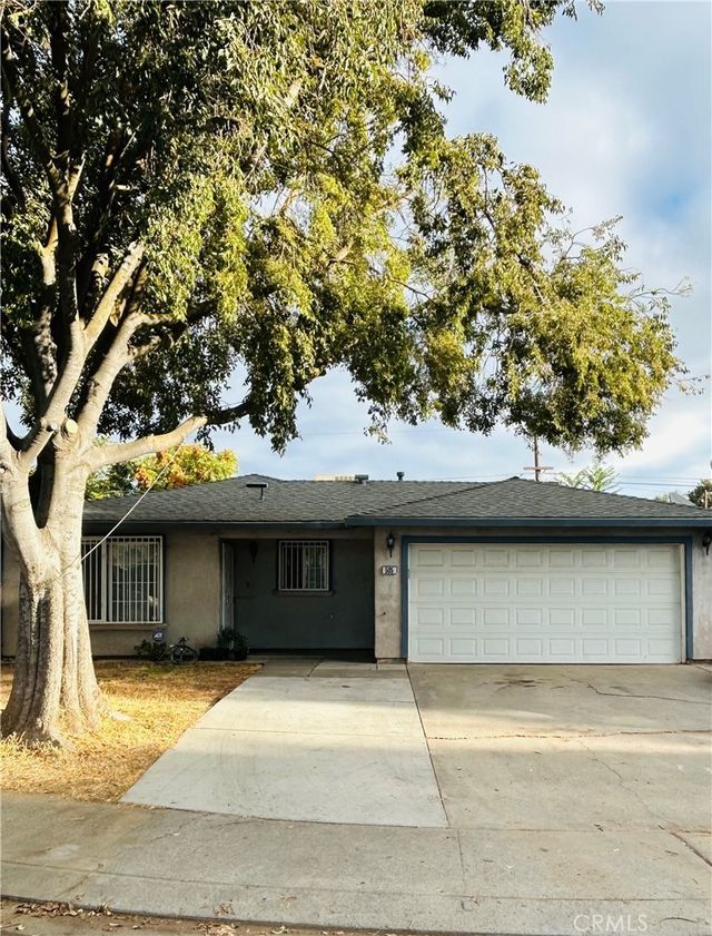 505 Mount Everest, Modesto