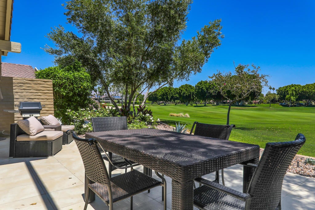 164 Deer Spring Way, Palm Desert