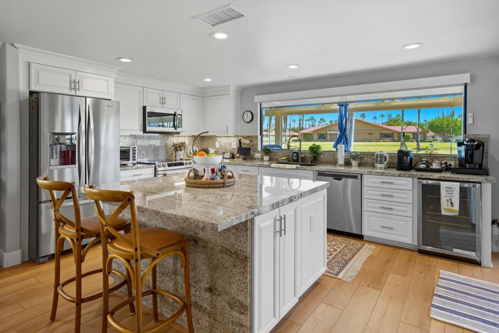 Photo of Listing #219136115DA