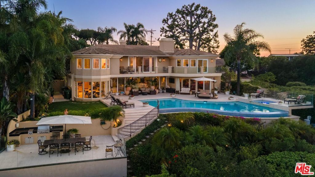 Photo of Listing #25589281