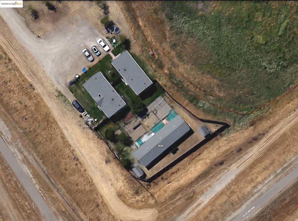 Photo of Listing #41113301