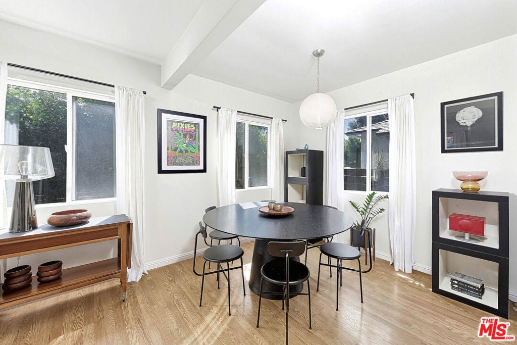 Photo of Listing #25589661