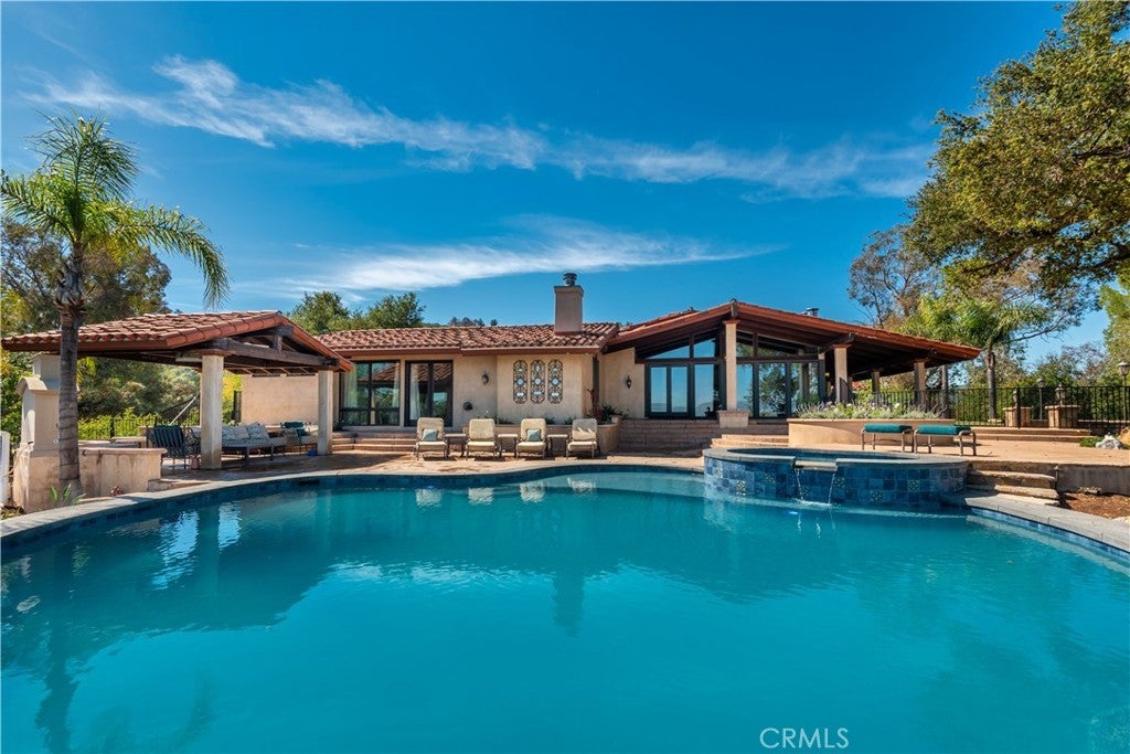 Photo of Listing #SR25229797