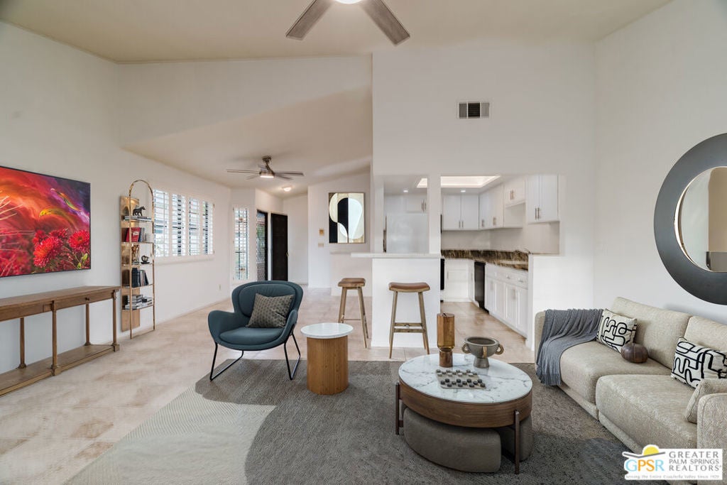 Photo of Listing #25599249PS