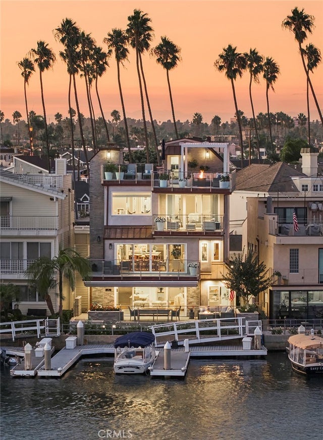 11 Vista Del Golfo, Long Beach