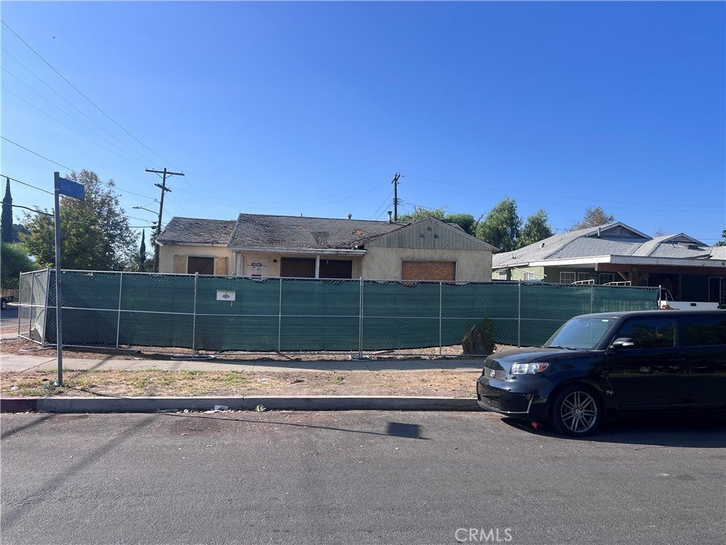 Photo of Listing #DW25229886