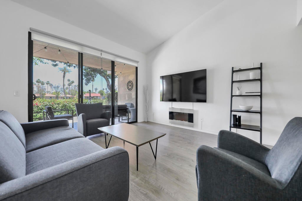 Photo of Listing #219136171PS