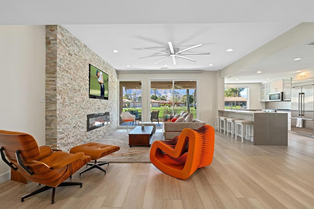 Photo of Listing #219136179DA