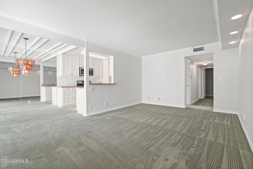 Photo of Listing #225004971