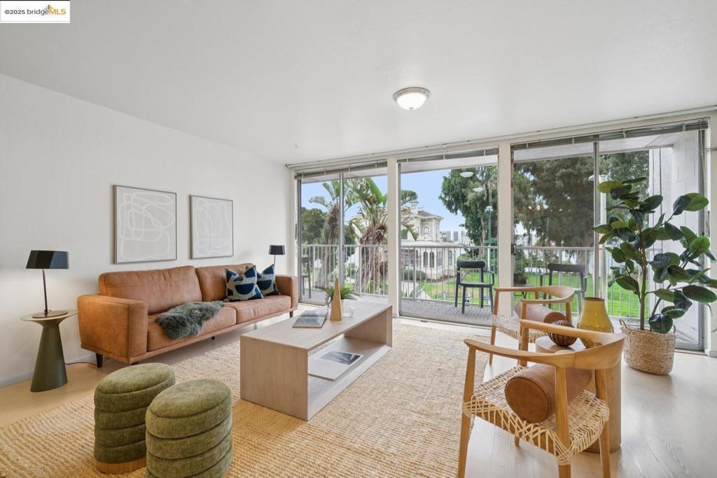 Photo of Listing #41113433