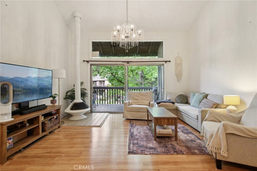 Photo of Listing #CV25230392