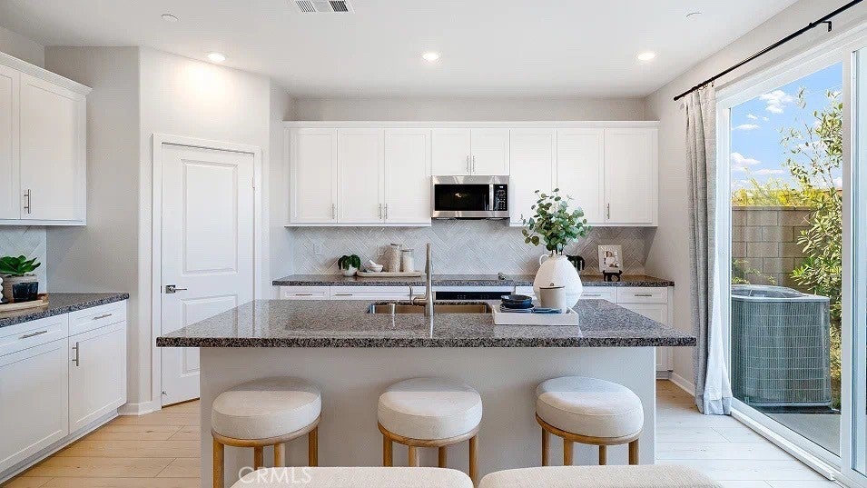 Photo of Listing #SW25230420