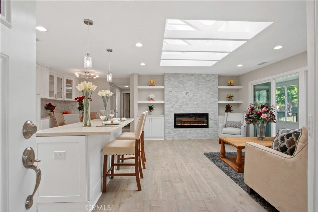 Photo of Listing #OC25230449