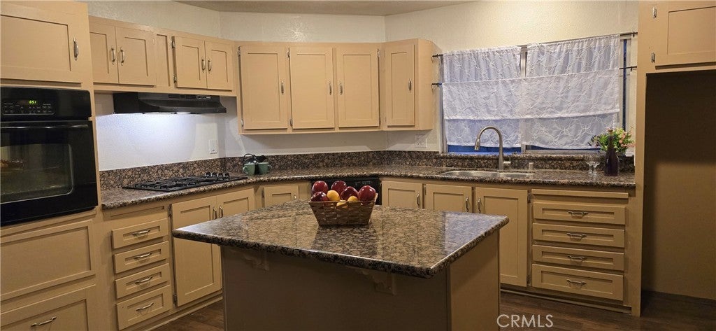 Photo of Listing #SR25229260