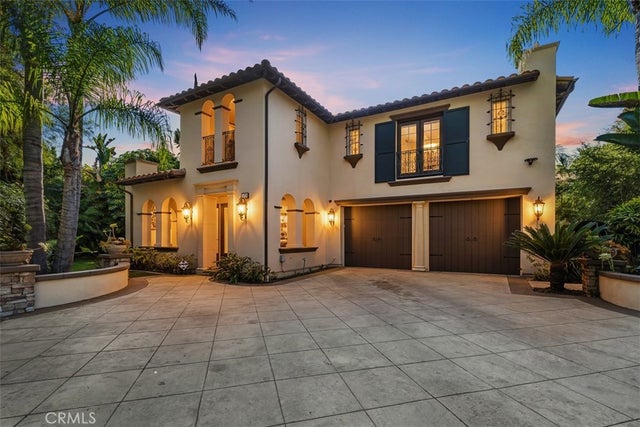 33 Basilica, Ladera Ranch