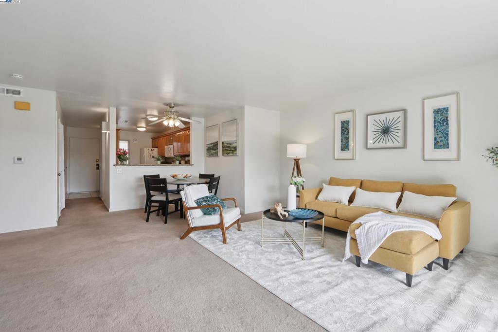 Photo of Listing #41113476