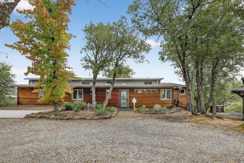 16440 Clinton Rd, Jackson