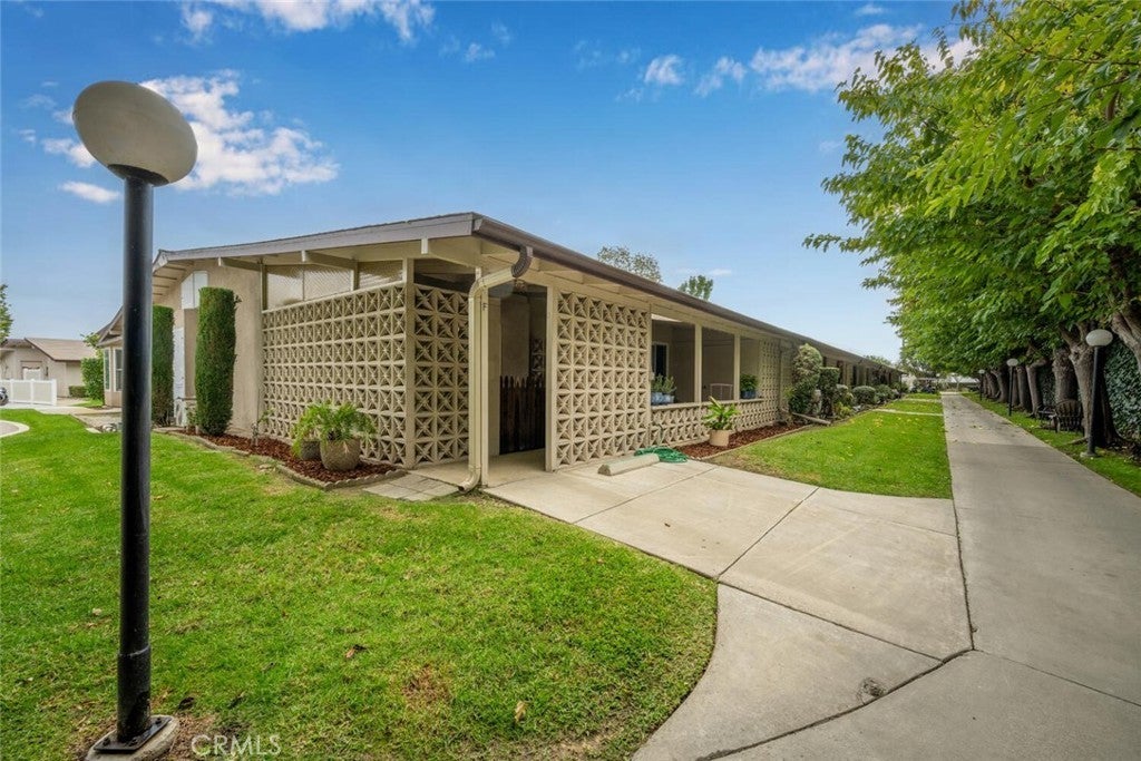 Photo of Listing #PW25230141