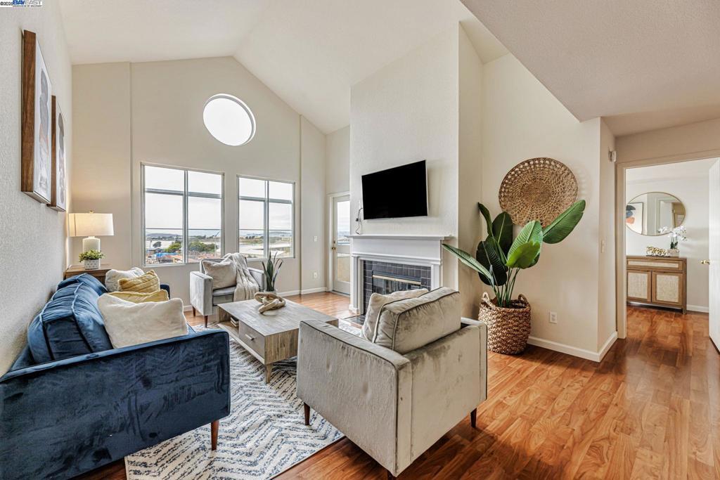 Photo of Listing #41113486