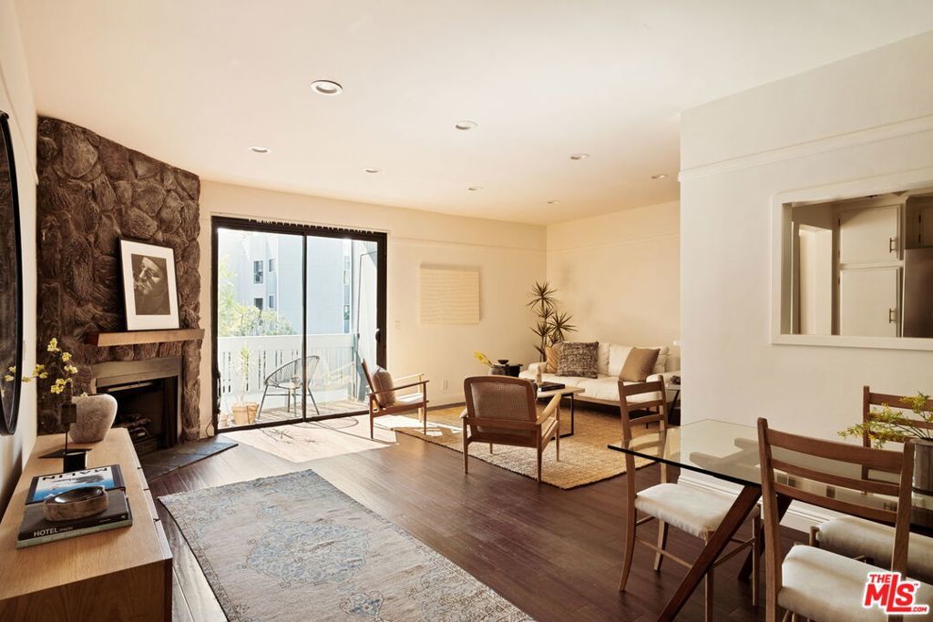 Photo of Listing #25595943