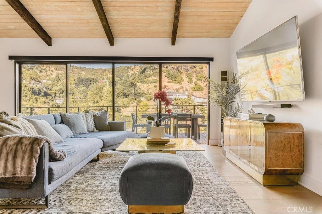 Photo of Listing #SR25229528