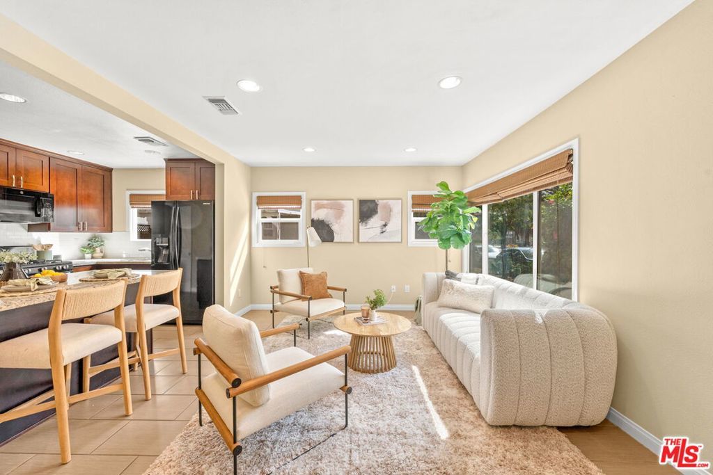 Photo of Listing #25600851