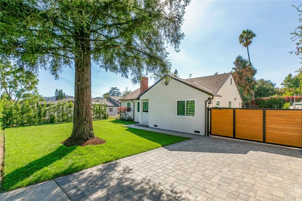 Photo of Listing #GD25227685