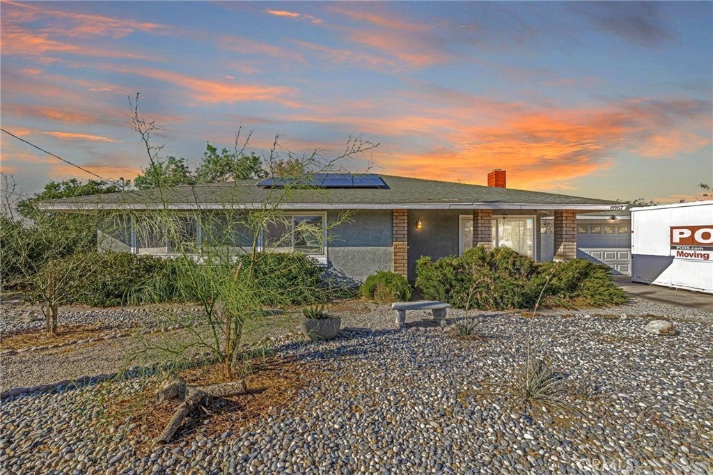 Photo of Listing #SR25231401