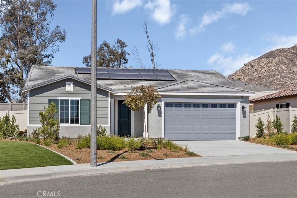 Photo of Listing #IV25231910