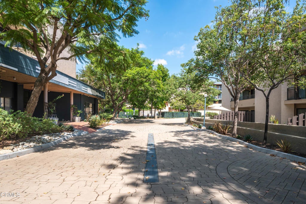 Photo of Listing #P1-24395