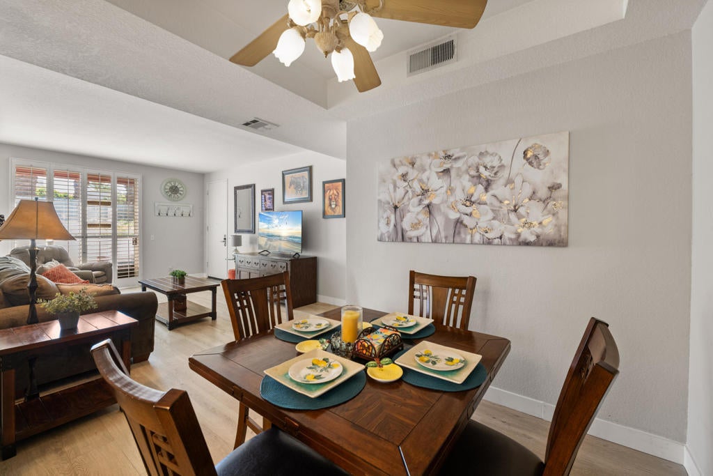 401 S El Cielo Road # 49, Palm Springs