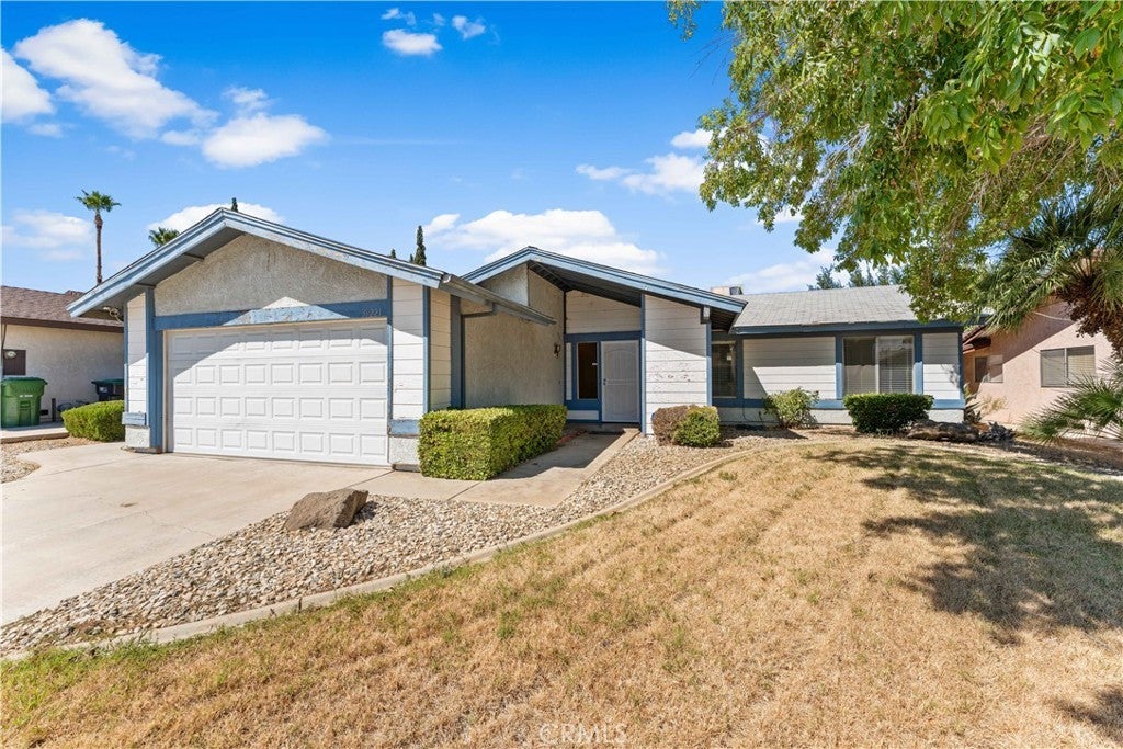 39221 Foxholm Drive, Palmdale