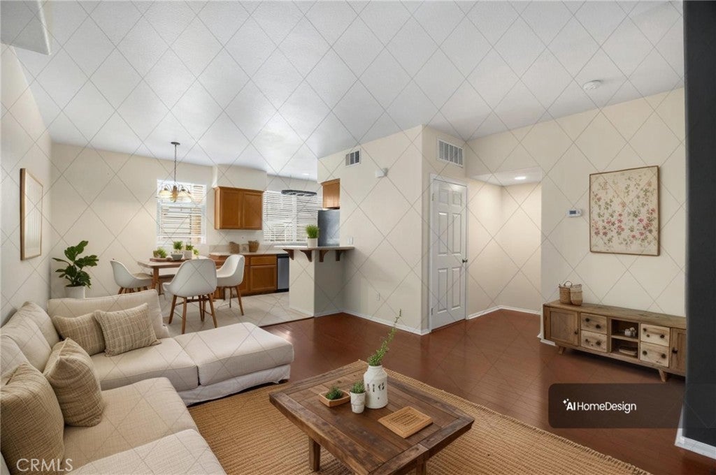 Photo of Listing #PW25231756