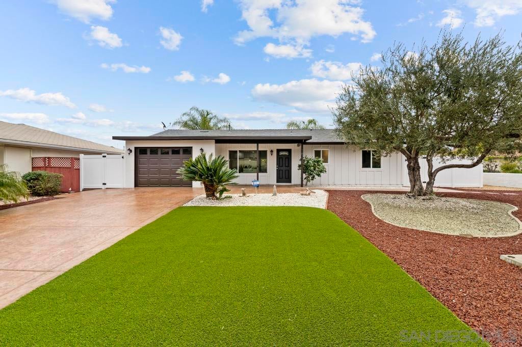 Photo of Listing #250040852SD