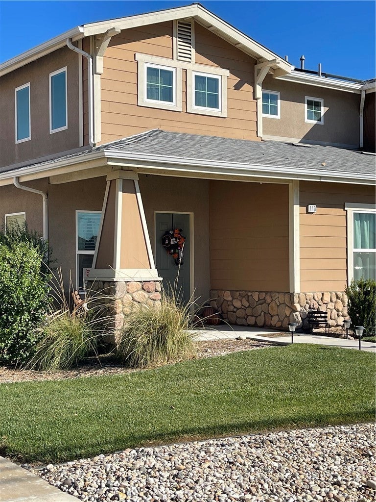 Photo of Listing #SR25233108