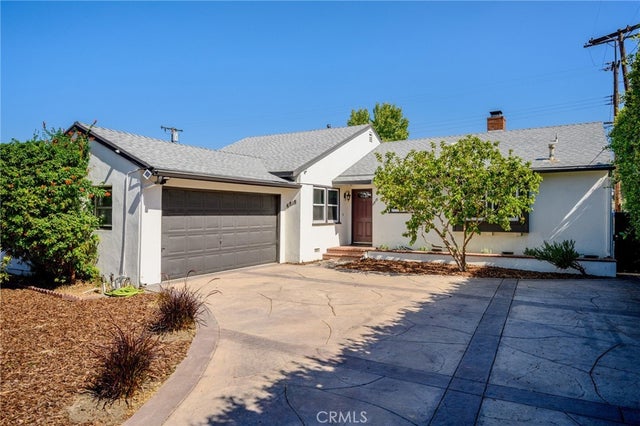 6818 Varna Avenue, Valley Glen